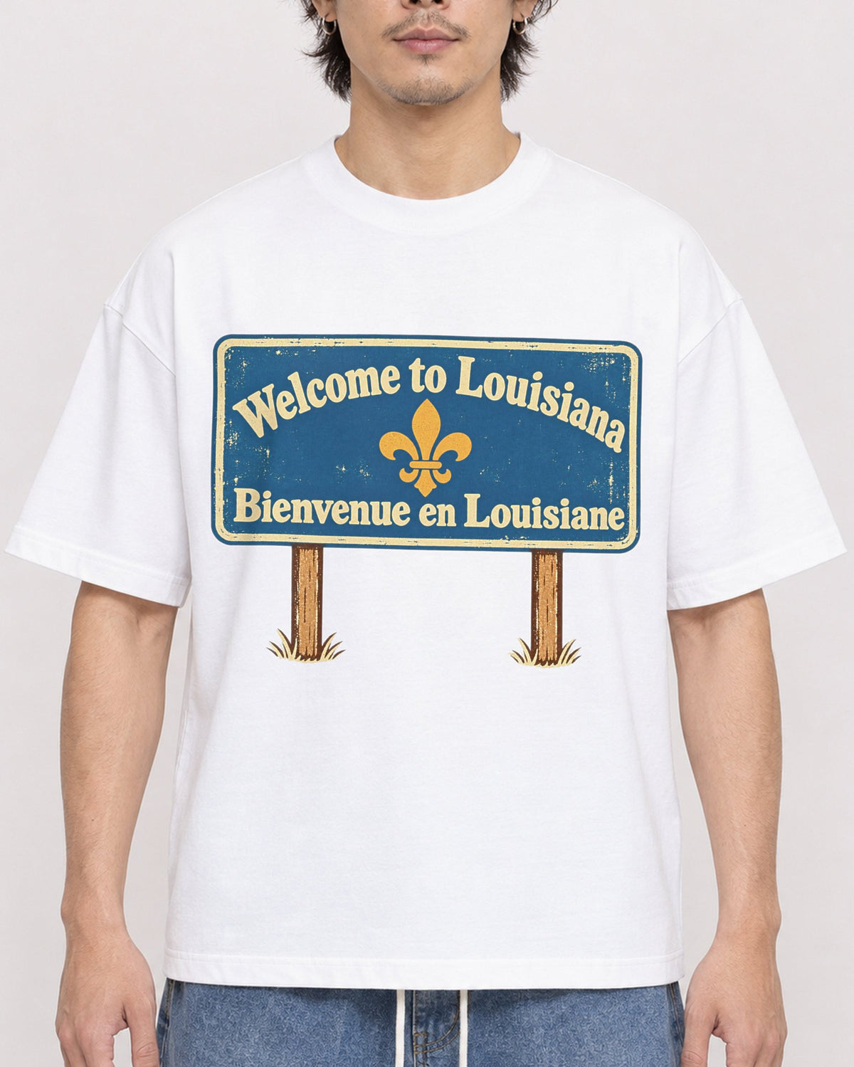 Mockup Boxy Heavyweight Tee White male close-up 03