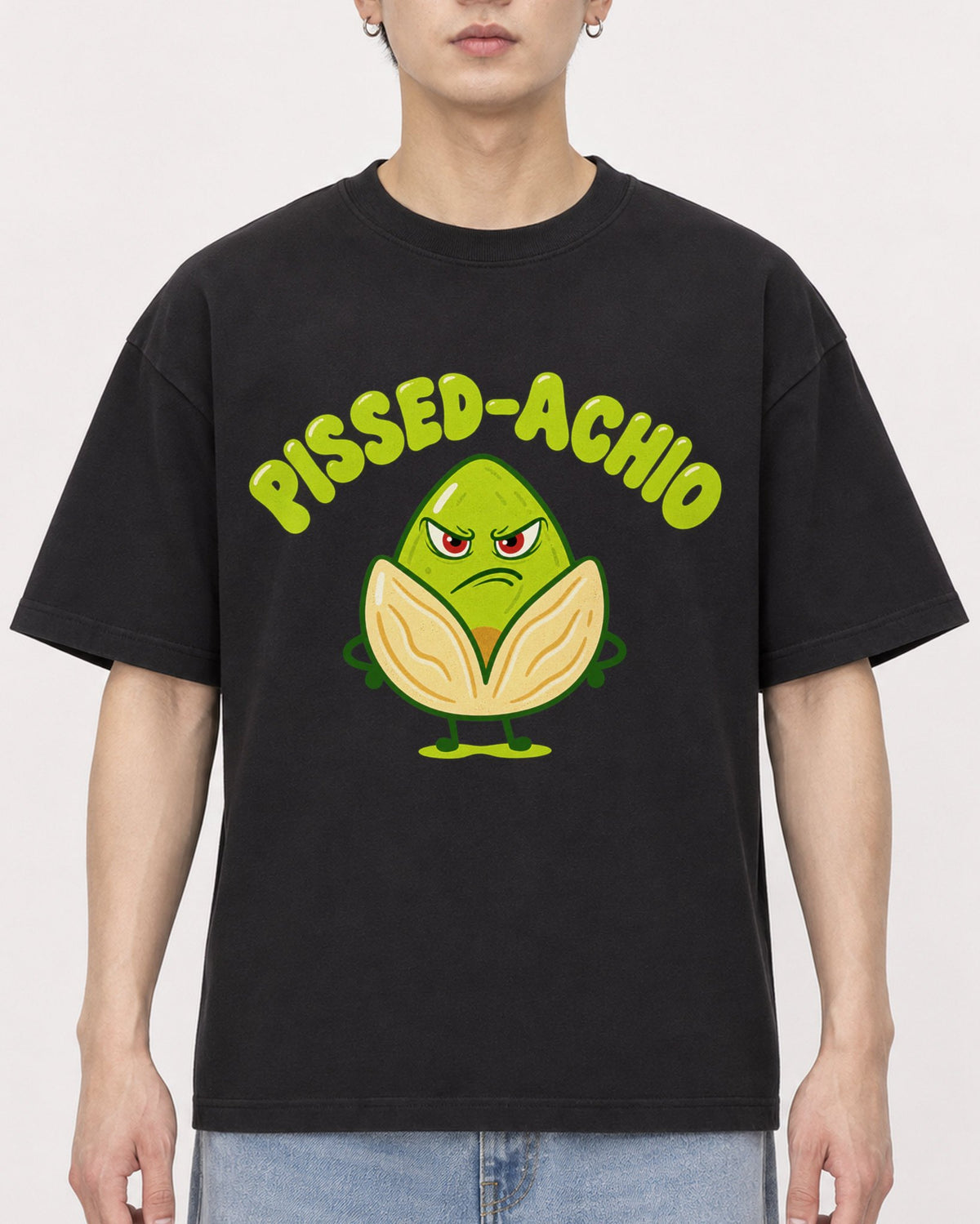 Mockup Boxy Heavyweight Tee Black male close-up 01