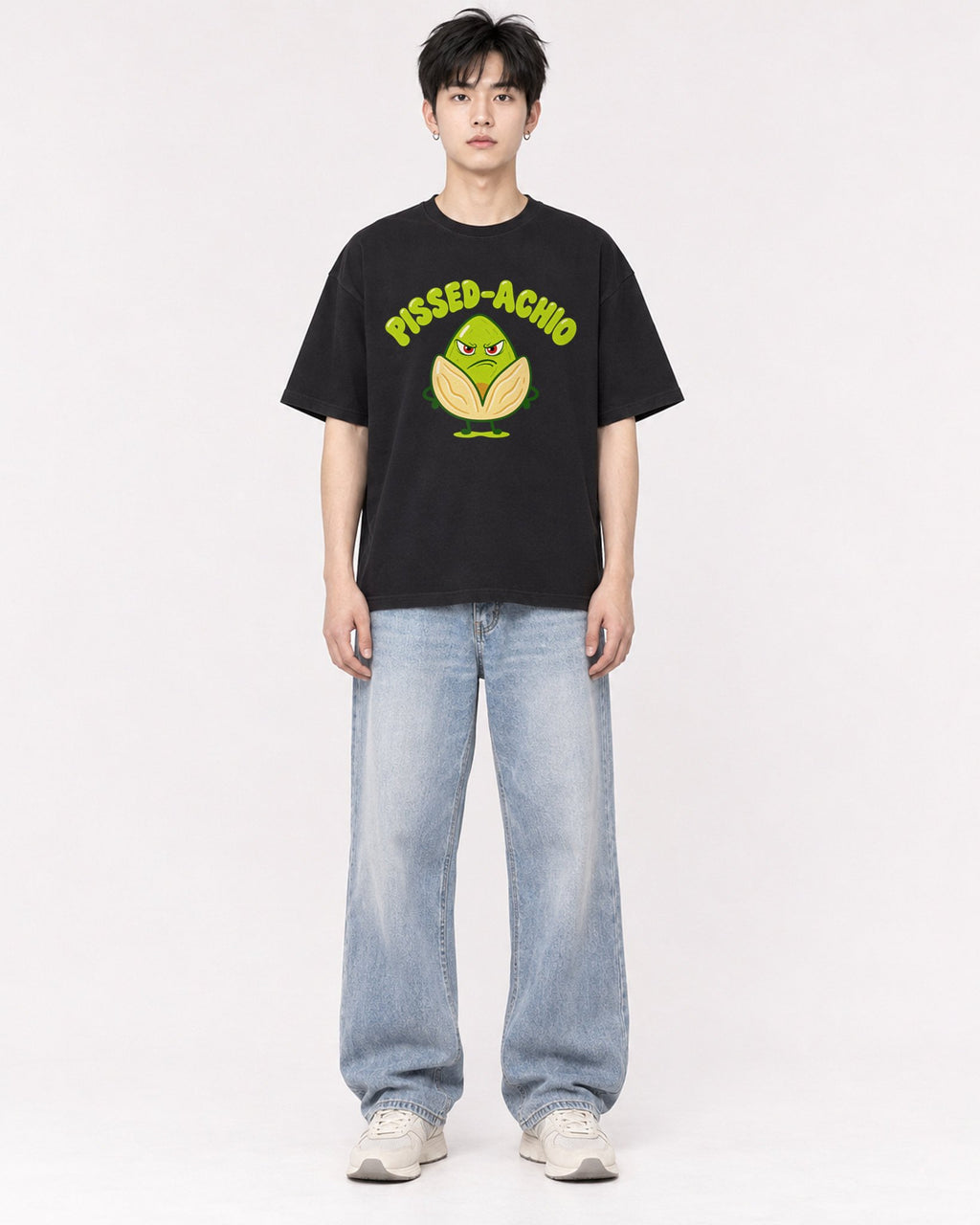 Mockup Boxy Heavyweight Tee Black male full-body 01