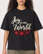 Mockup Boxy Heavyweight Tee Black female close-up 10