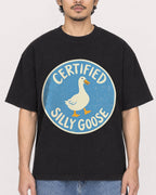 Mockup Boxy Heavyweight Tee Black male close-up 02