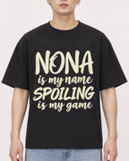 Mockup Boxy Heavyweight Tee Black male close-up 01