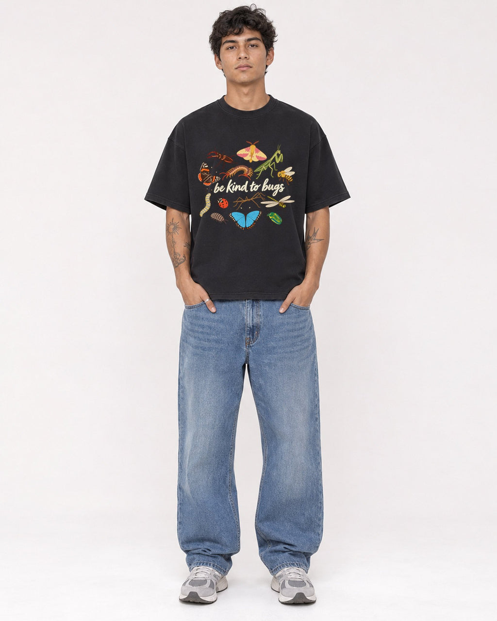 Mockup Boxy Heavyweight Tee Black male full-body 06