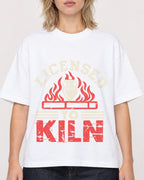Mockup Boxy Heavyweight Tee White female close-up 19