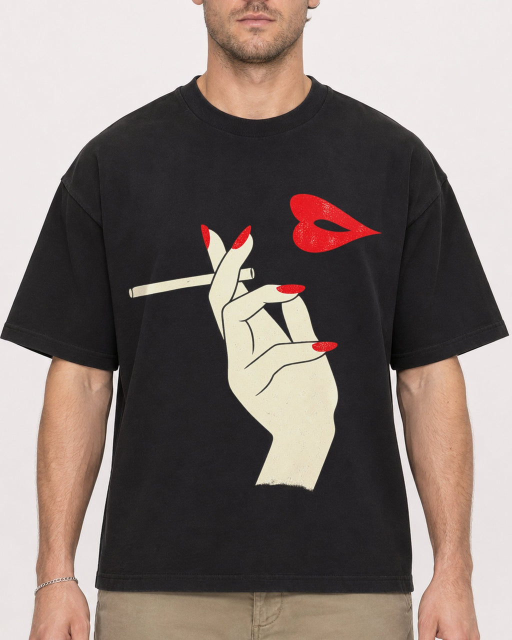 Mockup Boxy Heavyweight Tee Black male close-up 08