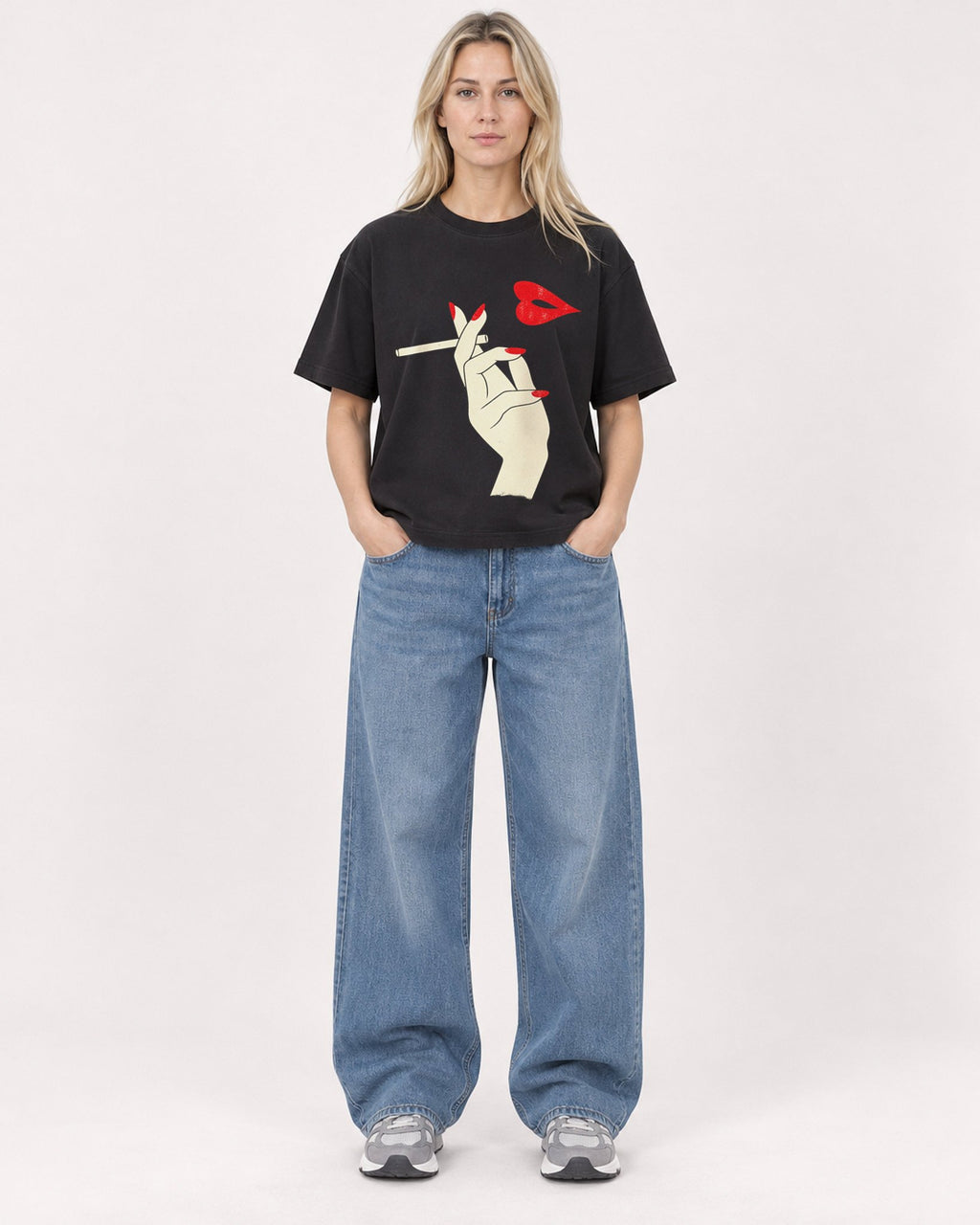 Mockup Boxy Heavyweight Tee Black female full-body 08