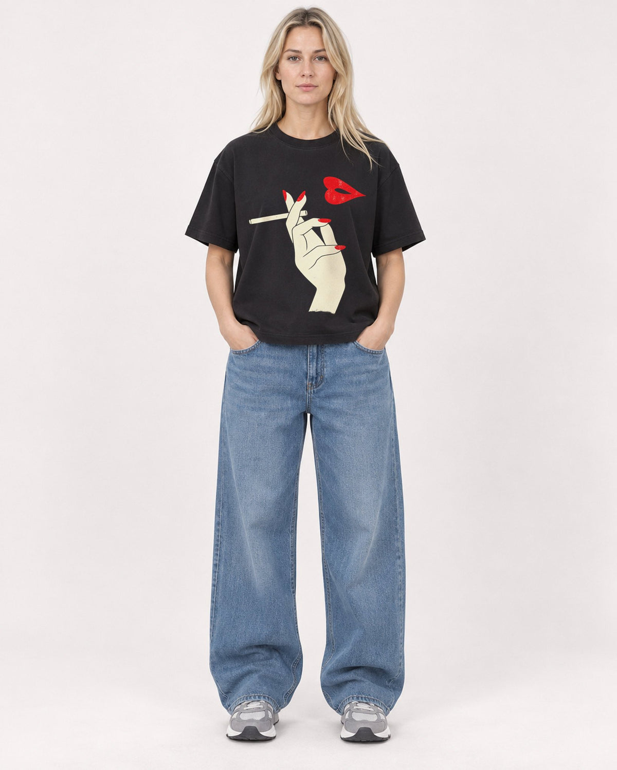 Mockup Boxy Heavyweight Tee Black female full-body 08