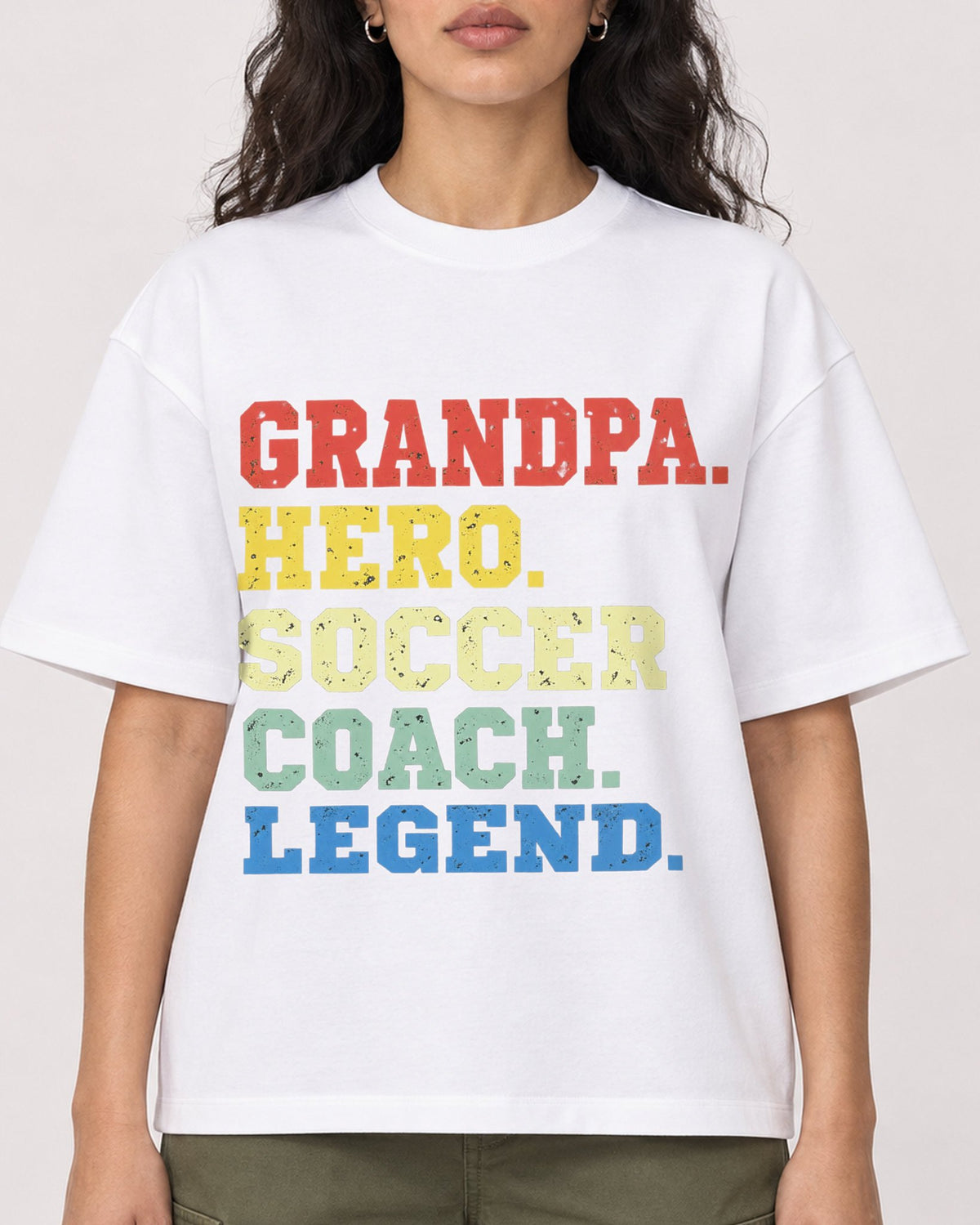 Mockup Boxy Heavyweight Tee White female close-up 07