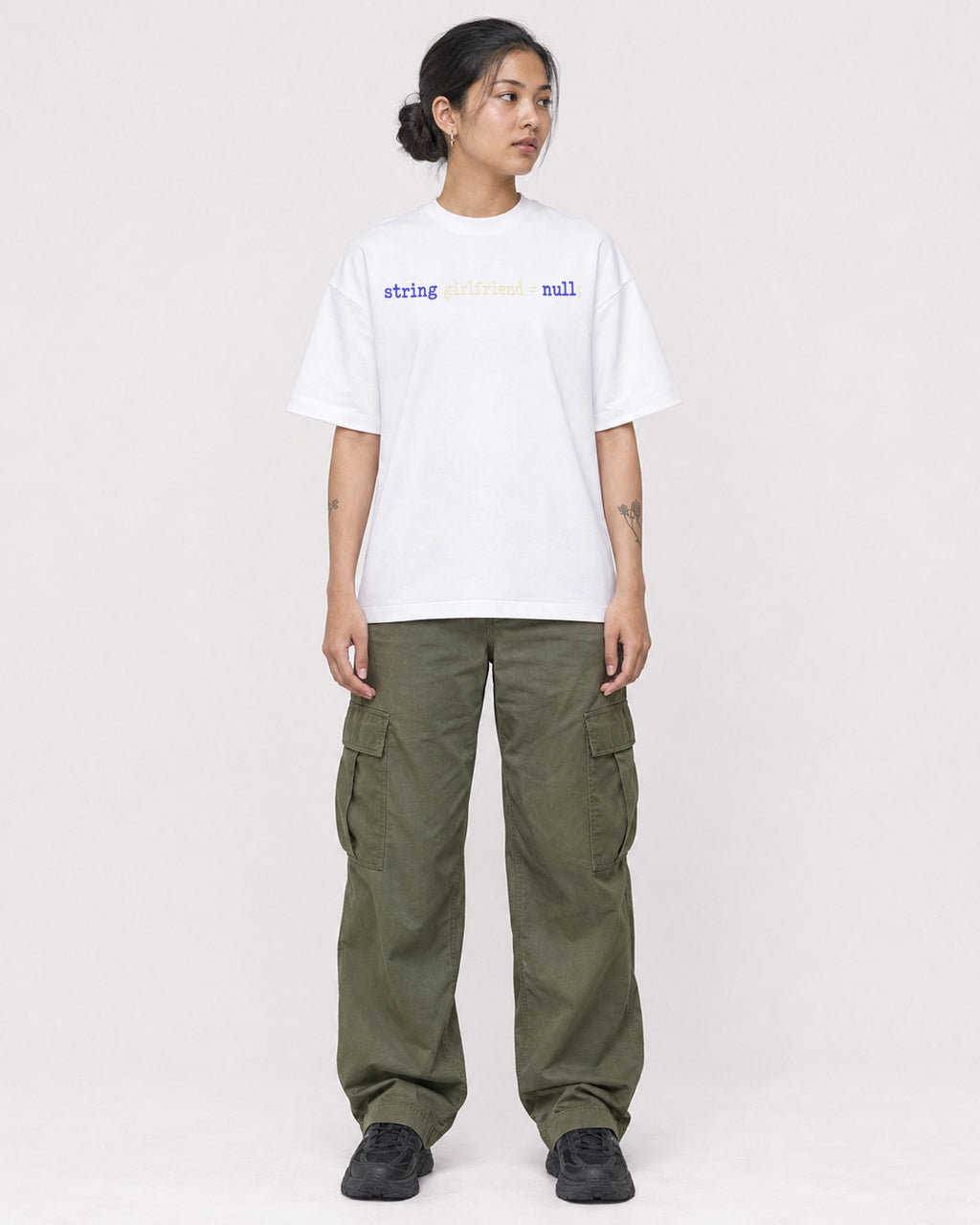 Mockup Boxy Heavyweight Tee White female full-body 12