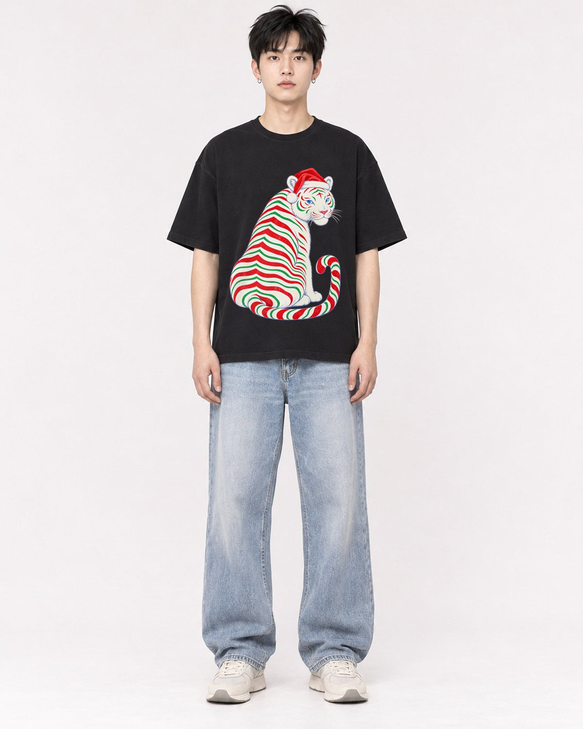 Mockup Boxy Heavyweight Tee Black male full-body 01