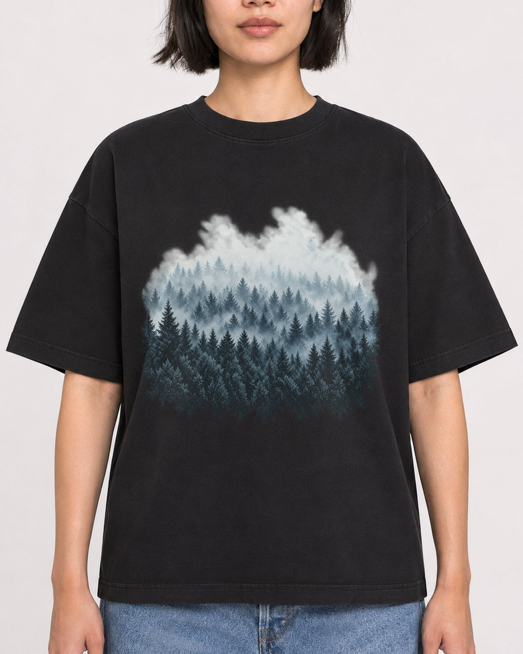 Mockup Boxy Heavyweight Tee Black female close-up 32