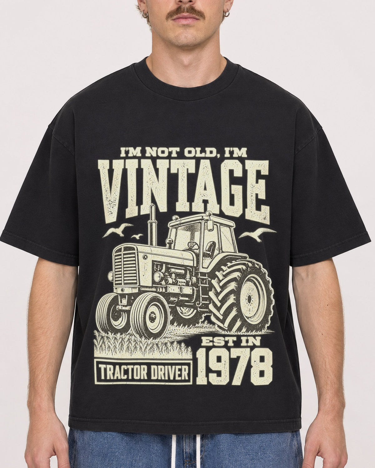 Mockup Boxy Heavyweight Tee Black male close-up 19
