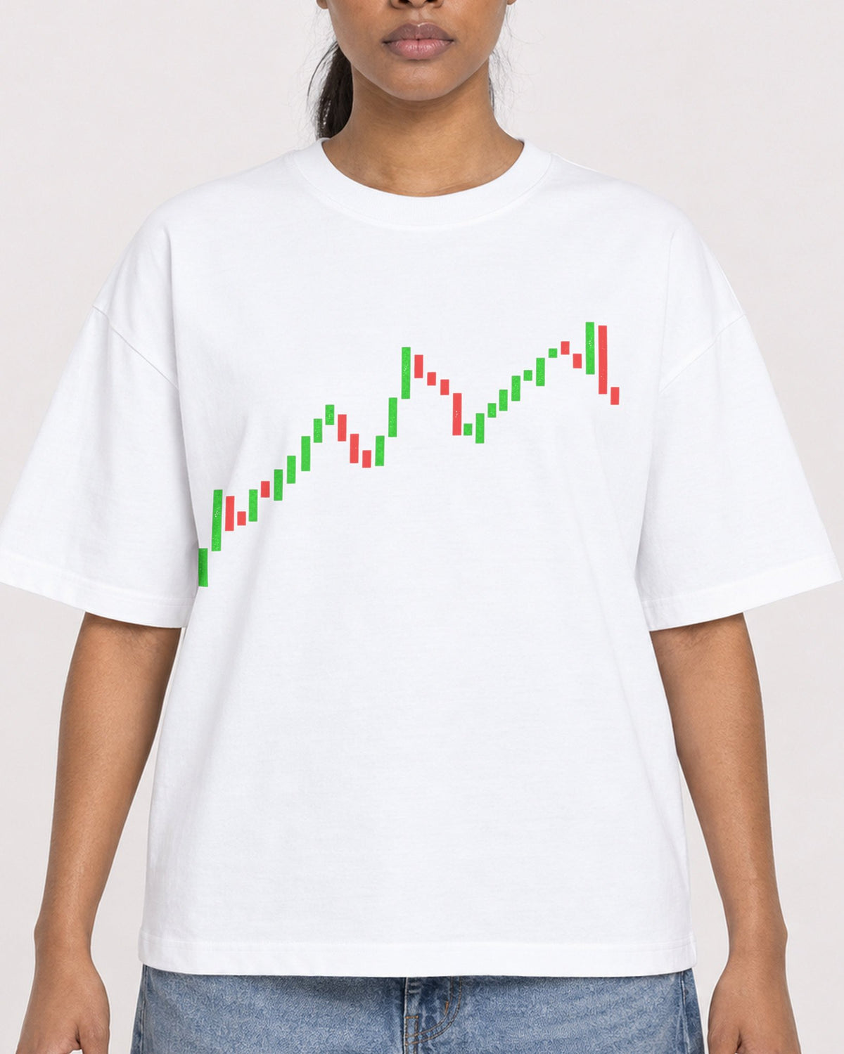 Mockup Boxy Heavyweight Tee White female close-up 25