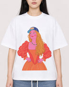Mockup Boxy Heavyweight Tee White female close-up 01