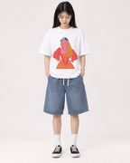 Mockup Boxy Heavyweight Tee White female full-body 01