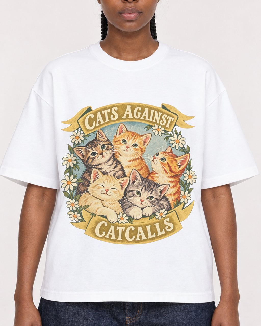 Mockup Boxy Heavyweight Tee White female close-up 44