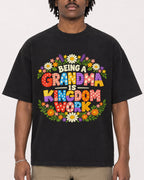 Mockup Boxy Heavyweight Tee Black male close-up 04