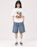 Mockup Boxy Heavyweight Tee White female full-body 01