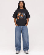Mockup Boxy Heavyweight Tee Black female full-body 04