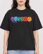 Mockup Boxy Heavyweight Tee Black female close-up 03