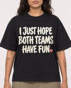 Mockup Boxy Heavyweight Tee Black female close-up 06