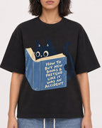 Mockup Boxy Heavyweight Tee Black female close-up 37