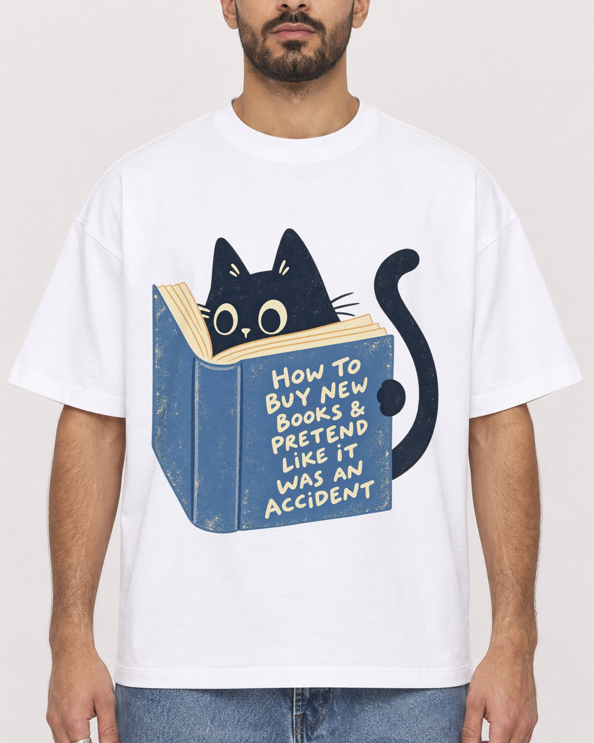 Mockup Boxy Heavyweight Tee White male close-up 37