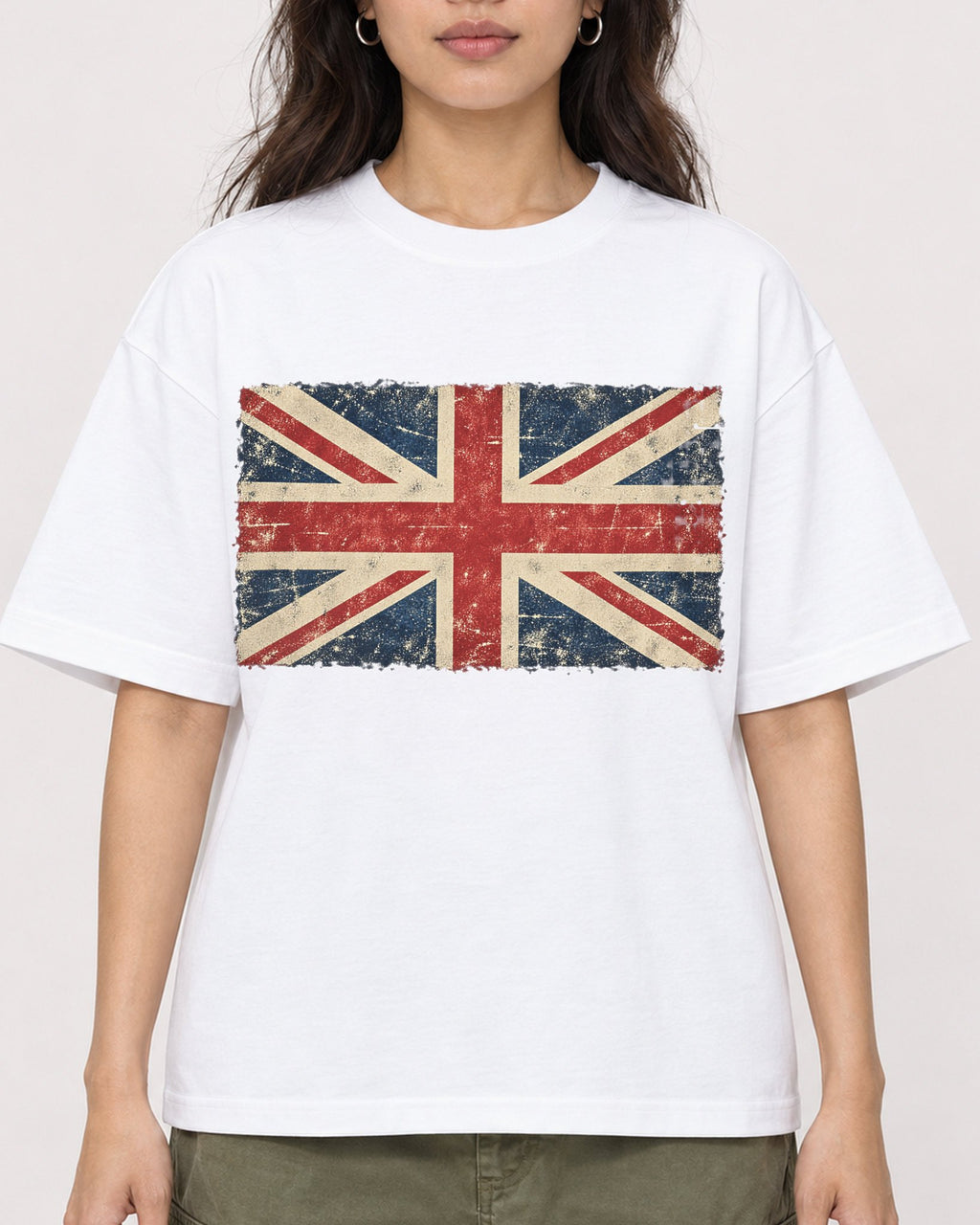 Mockup Boxy Heavyweight Tee White female close-up 02