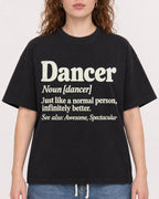 Mockup Boxy Heavyweight Tee Black female close-up 09