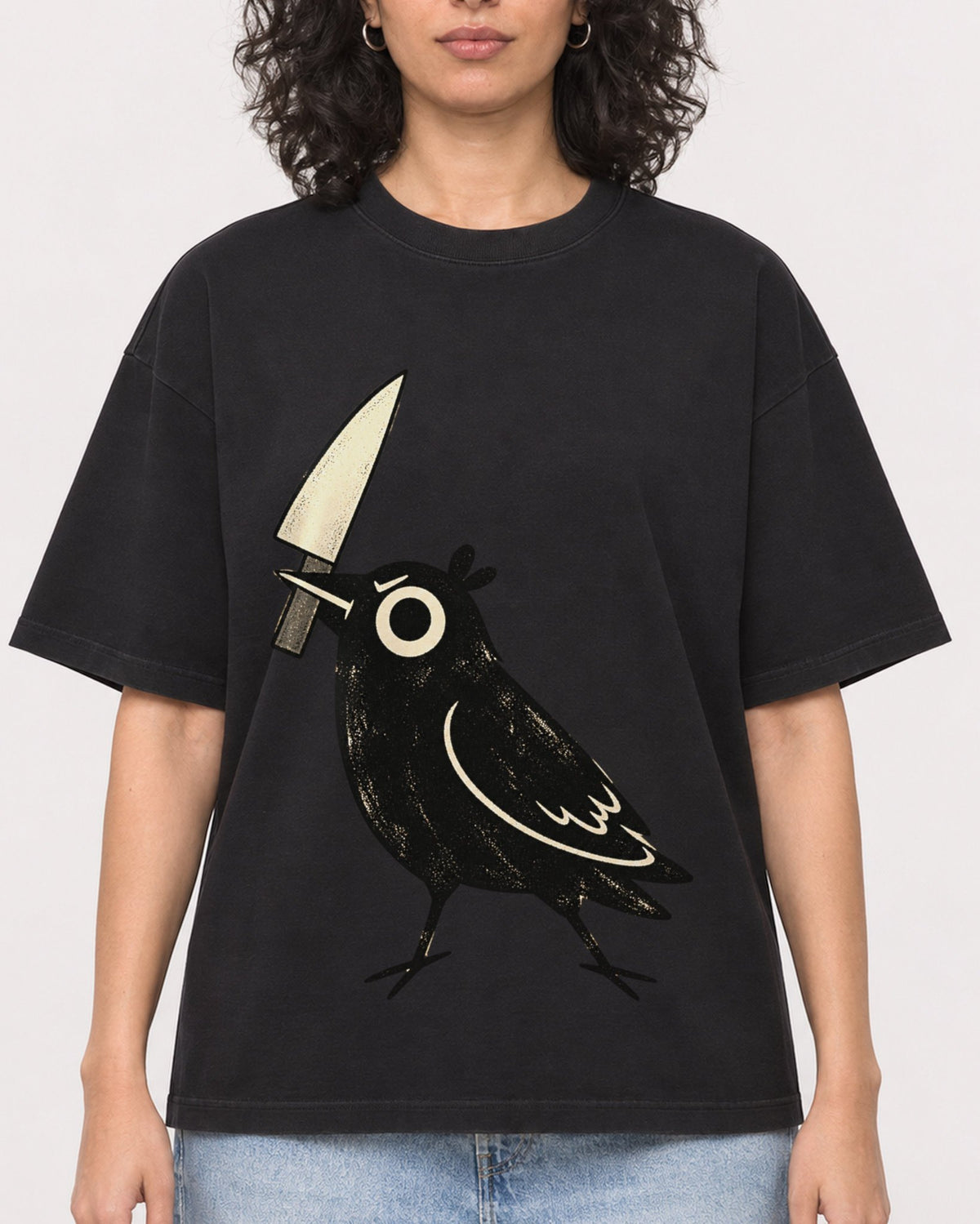 Mockup Boxy Heavyweight Tee Black female close-up 27