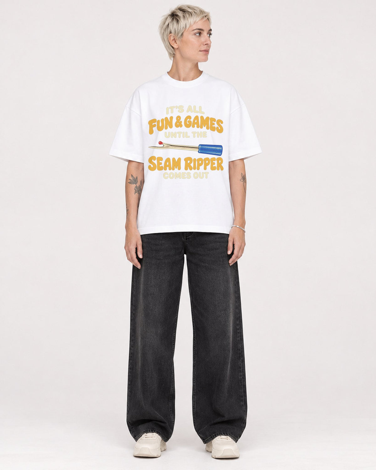 Mockup Boxy Heavyweight Tee White female full-body 48