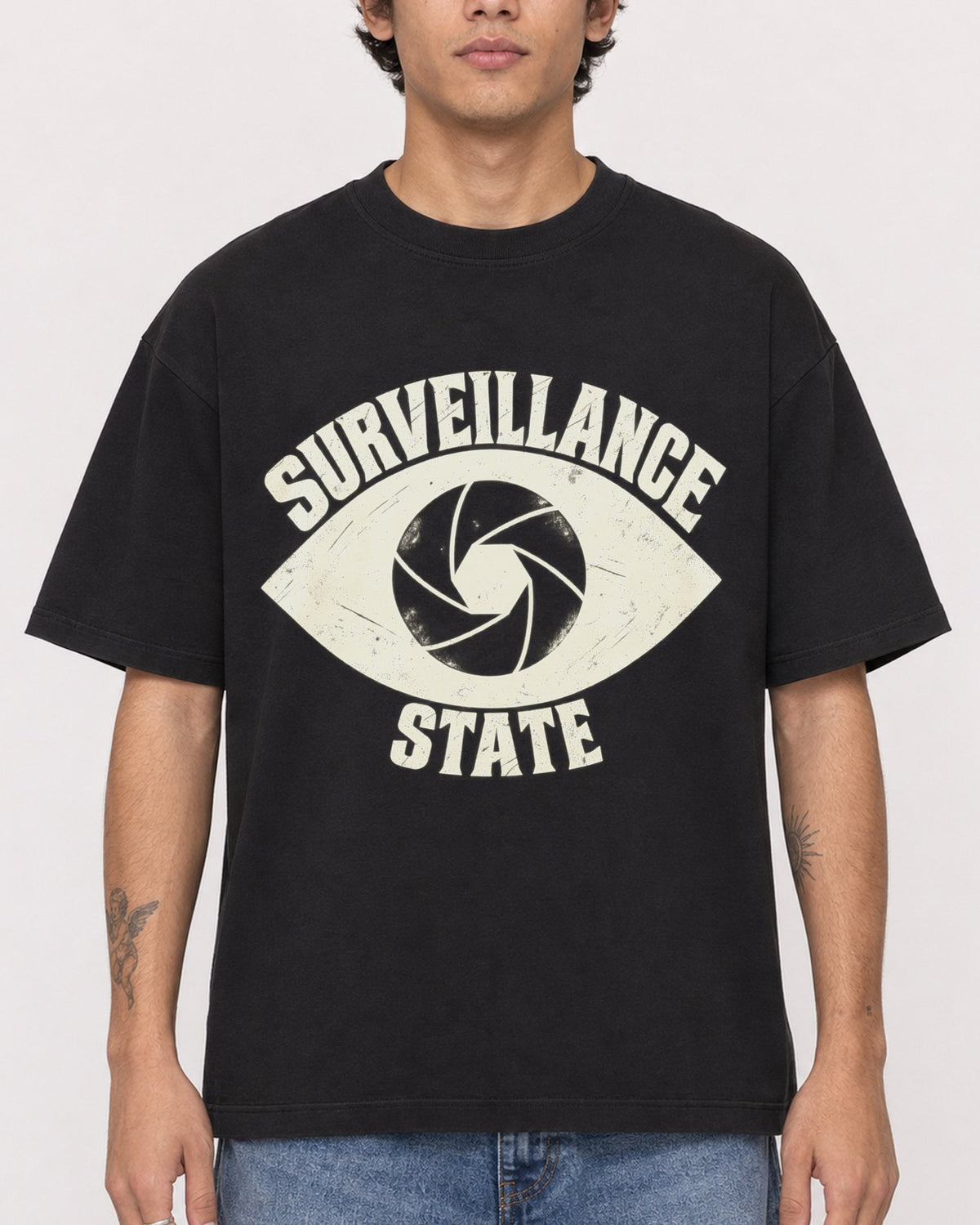 Mockup Boxy Heavyweight Tee Black male close-up 06