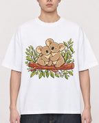 Mockup Boxy Heavyweight Tee White male close-up 01