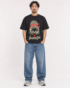 Mockup Boxy Heavyweight Tee Black male full-body 02