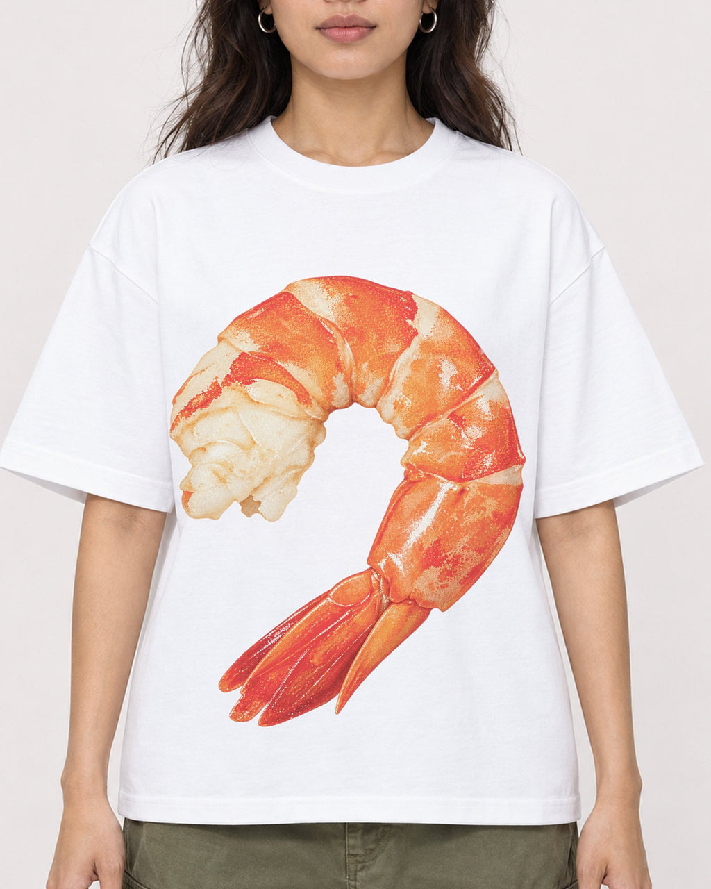 Mockup Boxy Heavyweight Tee White female close-up 02