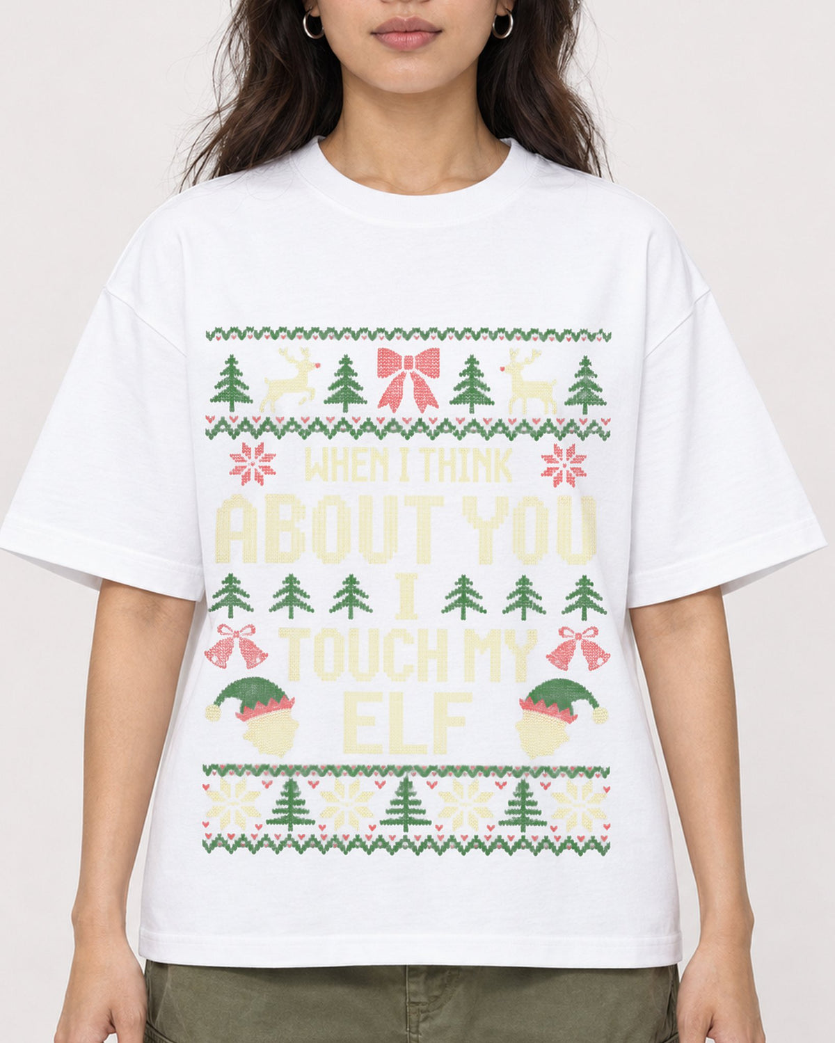 Mockup Boxy Heavyweight Tee White female close-up 02