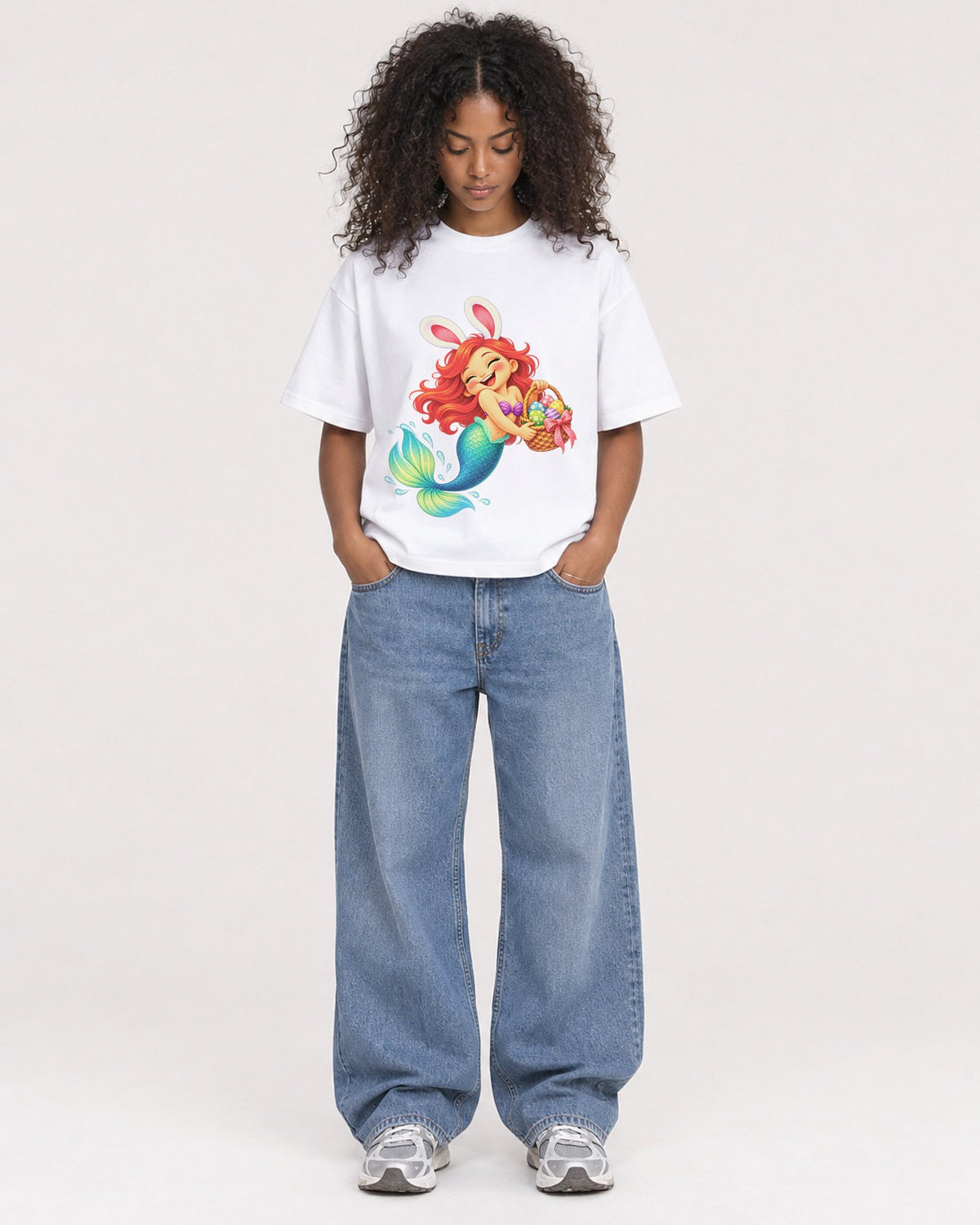 Mockup Boxy Heavyweight Tee White female full-body 05