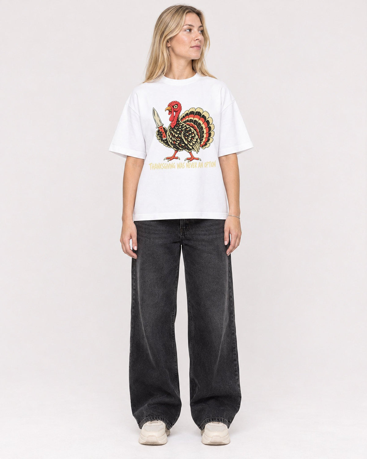 Mockup Boxy Heavyweight Tee White female full-body 08