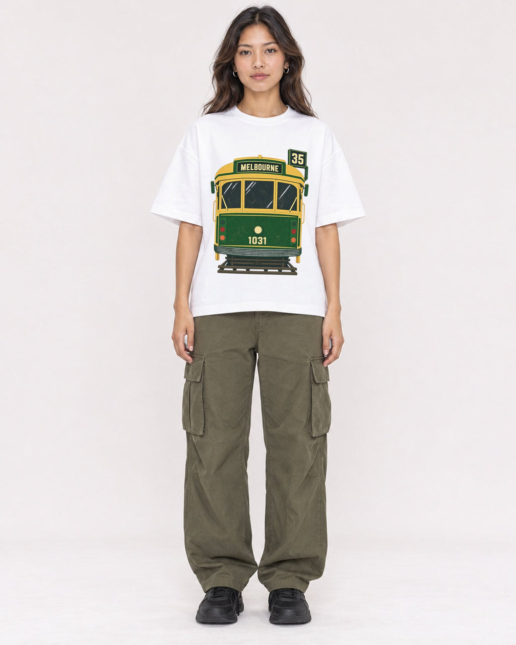 Mockup Boxy Heavyweight Tee White female full-body 02