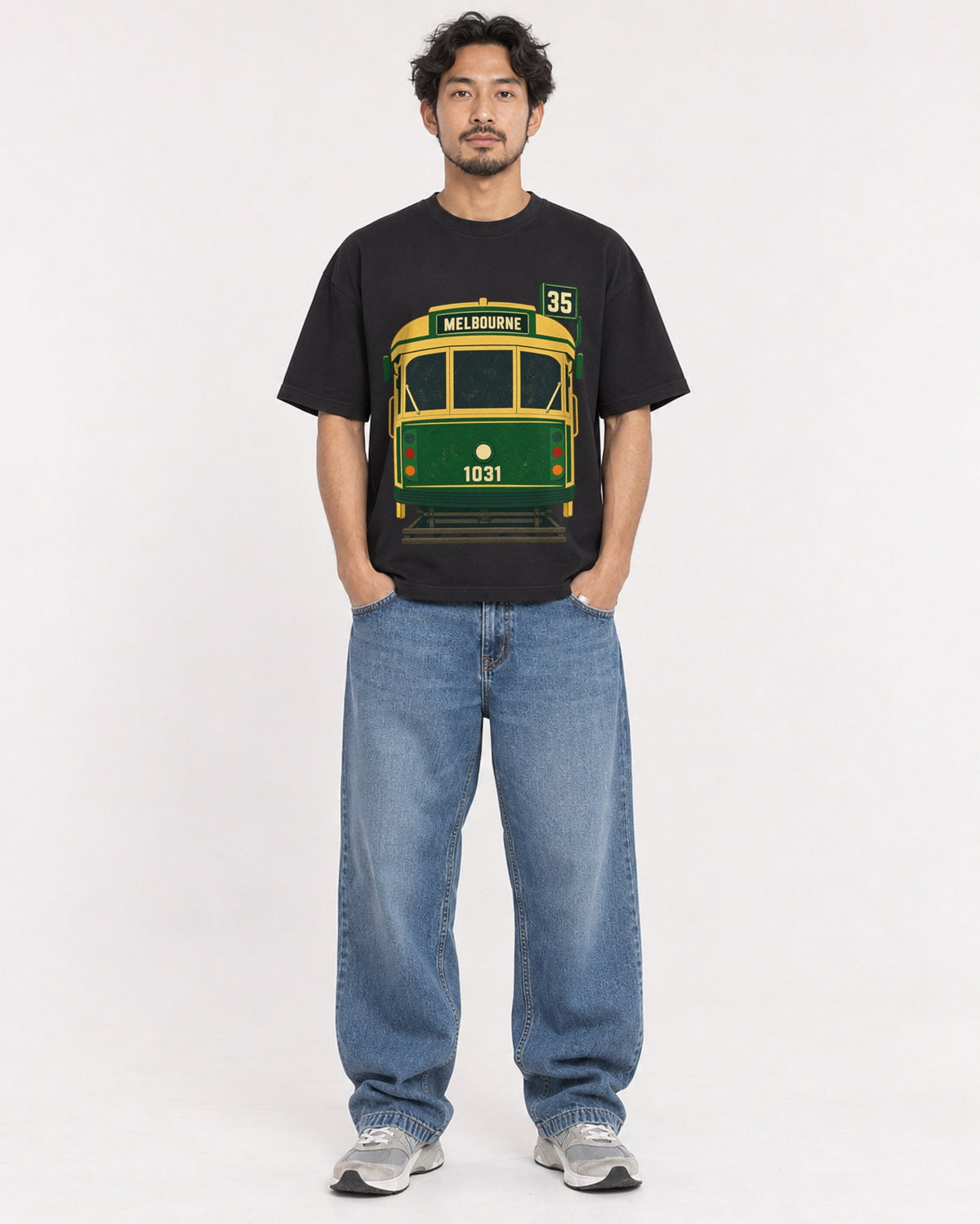Mockup Boxy Heavyweight Tee Black male full-body 02
