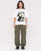 Mockup Boxy Heavyweight Tee White female full-body 02