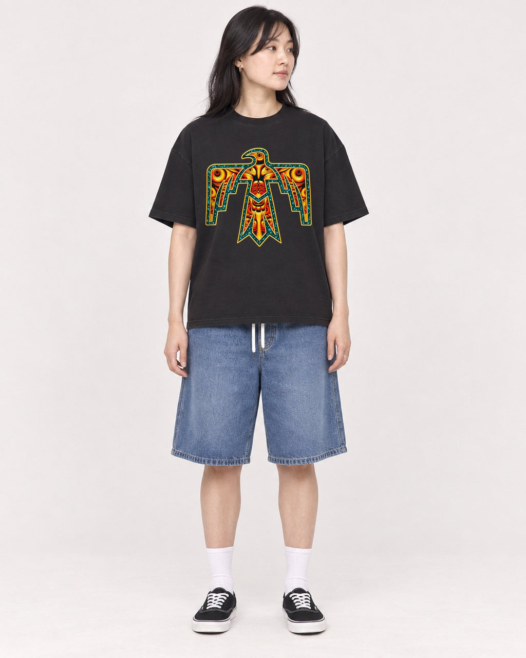Mockup Boxy Heavyweight Tee Black female full-body 13