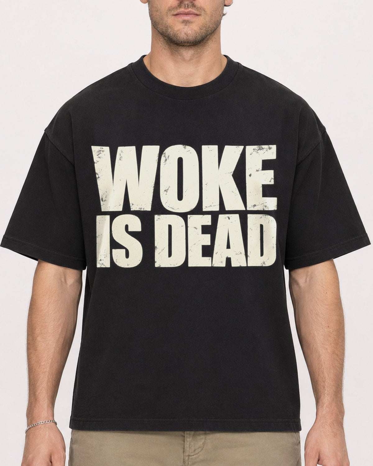 Mockup Boxy Heavyweight Tee Black male close-up 08