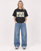 Mockup Boxy Heavyweight Tee Black female full-body 08