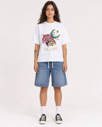 Mockup Boxy Heavyweight Tee White female full-body 06