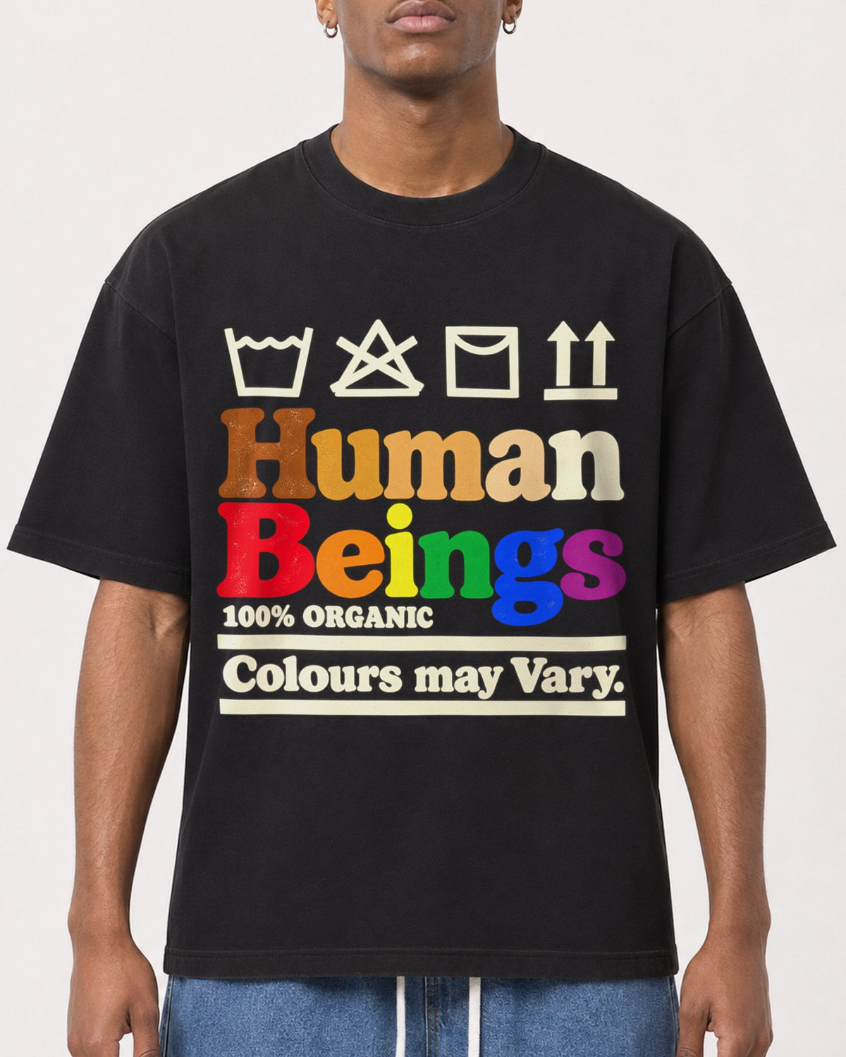 Mockup Boxy Heavyweight Tee Black male close-up 15