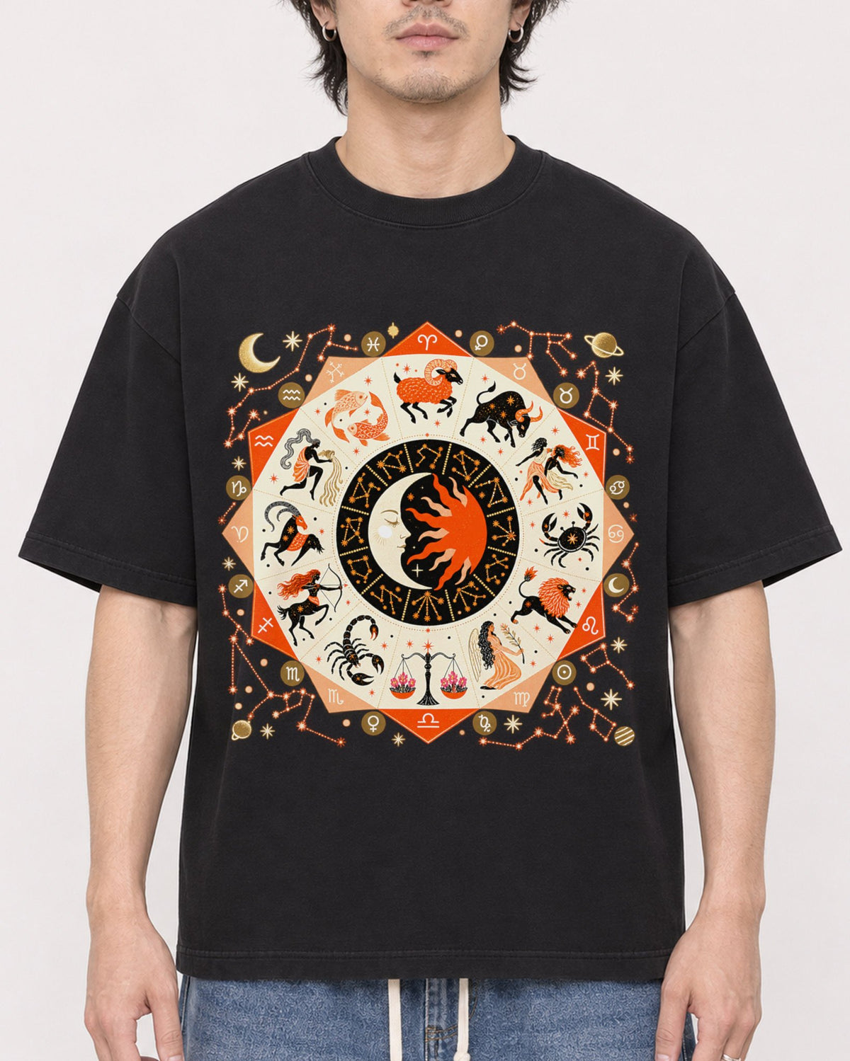 Mockup Boxy Heavyweight Tee Black male close-up 03