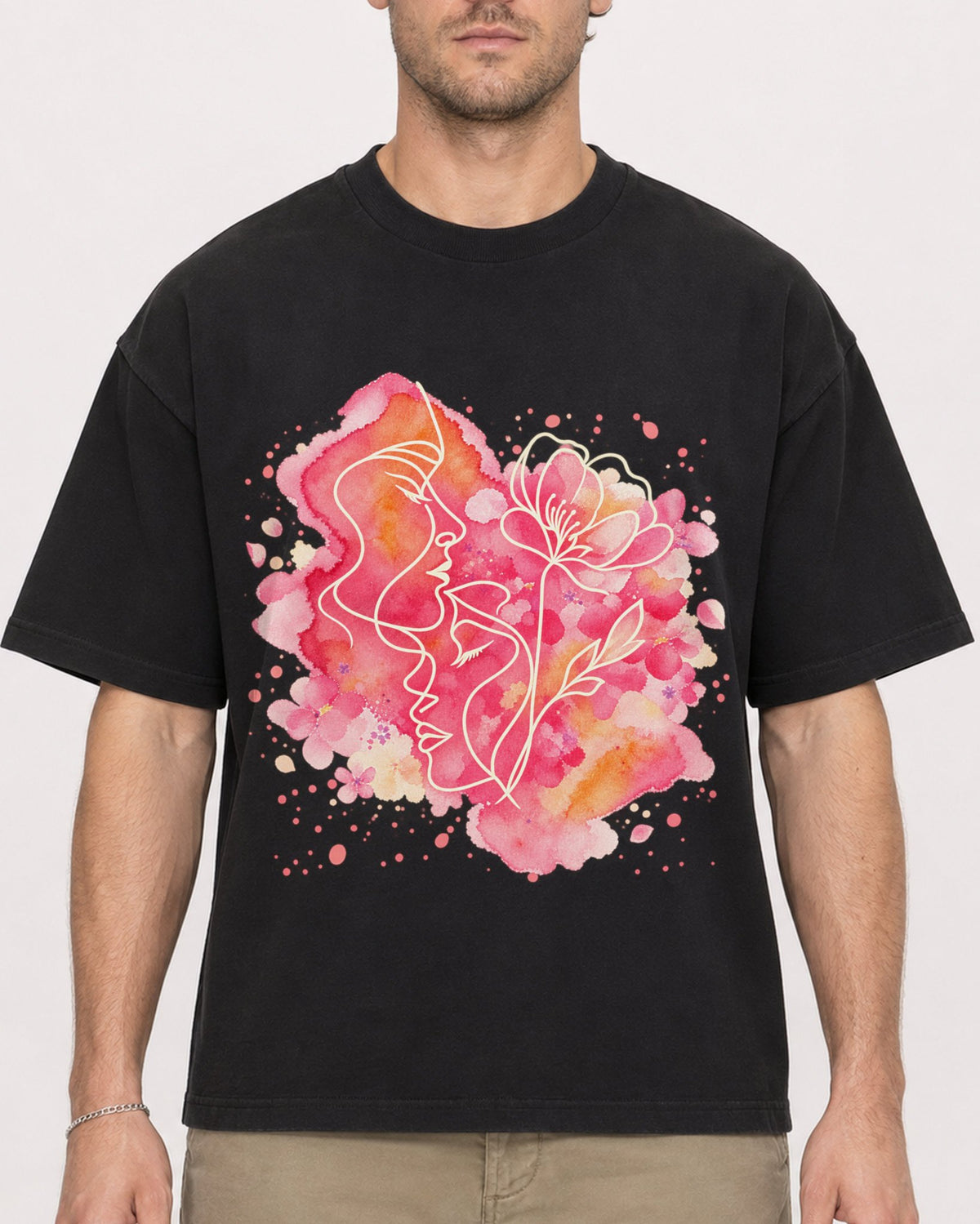 Mockup Boxy Heavyweight Tee Black male close-up 08