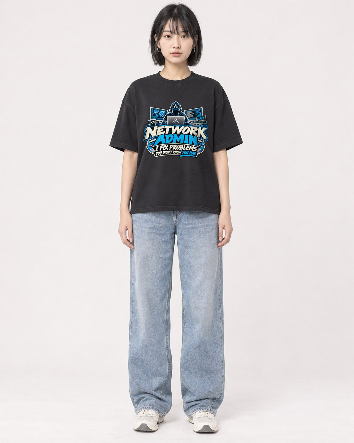 Mockup Boxy Heavyweight Tee Black female full-body 11