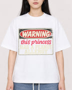 Mockup Boxy Heavyweight Tee White female close-up 01
